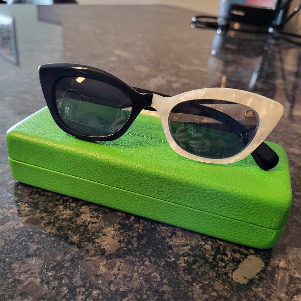 Fashion Brand Company 2-Tone Sunglasses